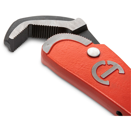 Self-Adjusting Steel Pipe Wrench, 2-1/2" Jaw Capacity, 16" Long, Powder Coated Finish, Non-Ergonomic Handle Equipex