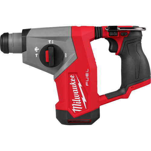 Vibrateur &agrave; b&eacute;ton &agrave; cycle &eacute;lev&eacute; MX FUEL avec fouet de 32'/t&ecirc;te de 2,25", 12 V, 5/8", 1214 tr/min Equipex