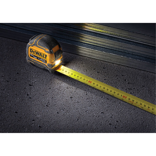 Ruban &agrave; mesurer TOUGHSERIES &agrave; lampe, 26'/8 m, Marques de goujon Imp&eacute;rial & m&eacute;trique Equipex