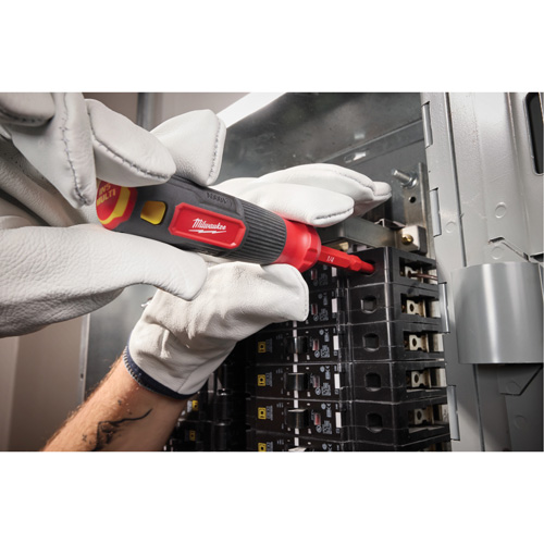 Tournevis &agrave; embouts interchangeables &agrave; tige articul&eacute;e isol&eacute; 1000 V, 2-en-1, 8-4/5" lo, Prise Coussin&eacute;e Equipex