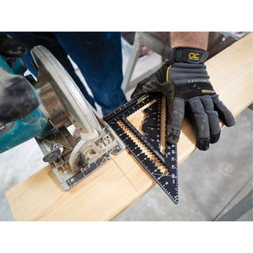 &eacute;querre de charpentier MACH-1 Smart Mark Johnny Square&reg; de 7-1/4 po avec fiole de niveau Equipex