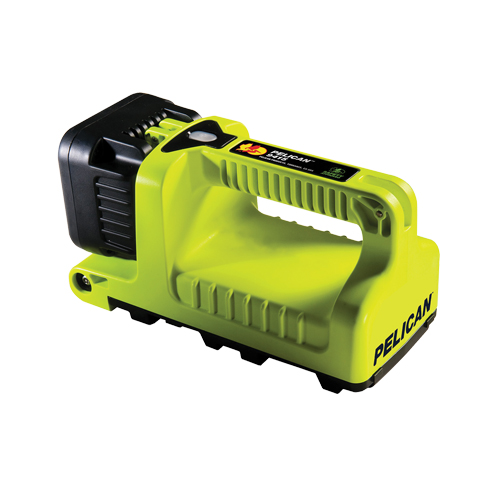 Lantern, LED, 588 Lumens, C Batteries Equipex