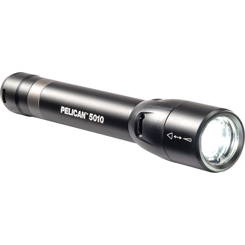Lampe de poche 5010, DEL, 392 lumens, Piles AA Equipex