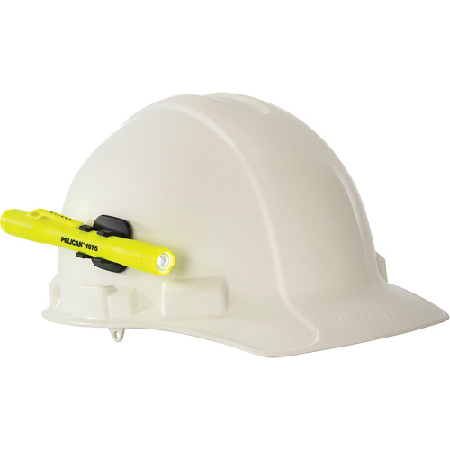 Hand-Held Flashlight, LED, 117 Lumens, AAA Batteries Equipex