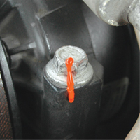 P&acirc;te indicatrice inviolable Cross-Check Torque Seal, 1 liq. oz., Tube, Orange Equipex