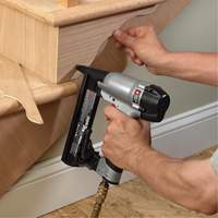 Ensemble d'agrafeuse &agrave; couronne &eacute;troite Equipex