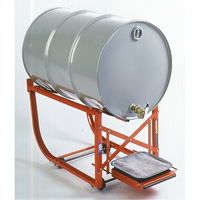 Support de baril avec plateau d'&eacute;gouttage, Capacit&eacute; de 55 gal. US (45 gal. imp.), Charge max. de 600 lb/272 kg Equipex