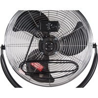 Ventilateur sur pi&eacute;destal haute vitesse, Commercial, 3 Vitesses, Diam&egrave;tre de 20" Equipex