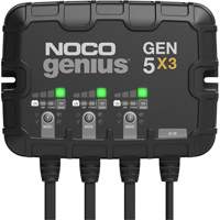 Chargeur de batterie embarqu&eacute; &agrave; 3 sorties de 15 amp&egrave;res Gen5X3 Genius Equipex