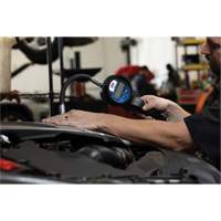 D&eacute;bitm&egrave;tre &eacute;lectronique de lubrifiant avec rallonge flexible &agrave; 90° Equipex