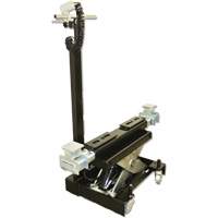 Cric de levage dextr&eacute;mit&eacute; par pare-chocs, Capacit&eacute; de 12 tonne(s), 8" - 15-3/4" h Equipex