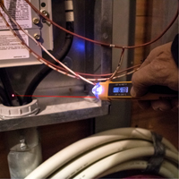 Non-Contact Voltage Tester with Infrared Thermometer Equipex