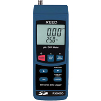 pH/ORP Meter with Calibration Certificate Equipex