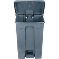 Step-On Garbage Can, Plastic, 12 US gal. Capacity Equipex