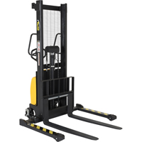 Gerbeur pour chariot &eacute;l&eacute;vateur, Fonctionnement &eacute;lectrique, Capacit&eacute; 2000 lb, Lev&eacute;e max 63" Equipex