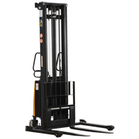 Gerbeur pour chariot &eacute;l&eacute;vateur, Fonctionnement &eacute;lectrique, Capacit&eacute; 2000 lb, Lev&eacute;e max 150" Equipex