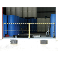 Safety Lift Gate, 10' L x 42-5/8" H, 159" Raised, Yellow Equipex