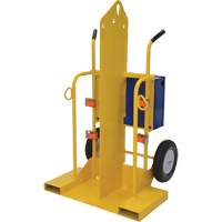 Chariot pour chalumeau et bouteille &agrave; gaz, Roues Rempli de mousse, Base de 24" la x 19-1/2" lo, 500 lb Equipex
