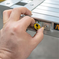 Planche de travail t&eacute;lescopique, 204" la x 12" pr, Capacit&eacute; de 250 lb, D&eacute;mont&eacute; Equipex