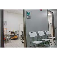 Chaises pliantes, Poly&eacute;thyl&egrave;ne, Blanc, Capacit&eacute; 350 lb Equipex