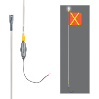 Tiges de s&eacute;curit&eacute; tout-temps de s&eacute;rie lourde avec lumi&egrave;re DEL constante Safety Whip, Fixation Ressort, Hauteur 10', Orange avec X r&eacute;fl&eacute;chissant Equipex