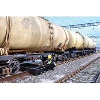 Ultra-Track Berm, 144 US gal. Capacity, 4' W x 6' L x 12" H, Foam Wall Equipex