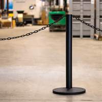 Ensemble de montants industriels avec chaîne en plastique, Hauteur de 37", Rouge Equipex