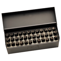 Jeu de lettres et num&eacute;ros pour estampage &agrave; la main, 36 morceaux Equipex