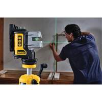 Niveau laser vert &agrave; 3 lignes Equipex