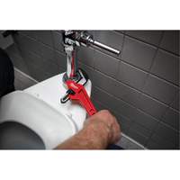 Steel Offset Hex Pipe Wrench, 2-5/8" Jaw Capacity, 10-1/2" Long, Powder Coated Finish, Ergonomic Handle Equipex