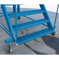 &eacute;chelle &agrave; neige, Acier, 10 Marches, 99" ha, 85-1/2" p, 48" Marche, Stri&eacute; Equipex