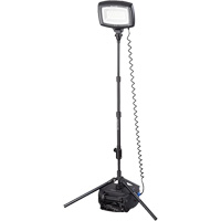 Syst&egrave;me d'&eacute;clairage Solaris NightSearcher, DEL, 120 W, 14000 lumens, Boîtier en Plastique Equipex